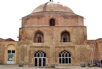 نیکوکاران برای مرمت مسجد جامع بیجگان دلیجان ۱۰ میلیارد ریال کمک کردند