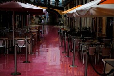 شلوغ‌ترین و معروف‌ترین رستوران تهران ۶۰ سال پیش + عکس