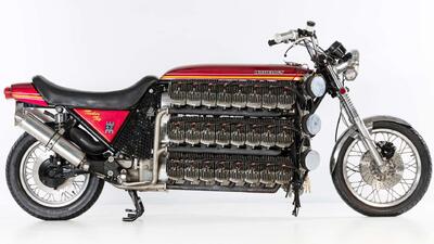 عجیب‌ترین موتورسیکلت جهان، کاوازاکی KH250 با پیشرانه 48 سیلندر! | مجله پدال