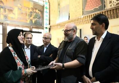 جعبه خاتم   190 ساله شیراز به موزه پارس اهدا شد - تسنیم
