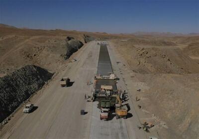 کلنگ‌زنی ساخت 8 کیلومتر بزرگراه در محور سراوان ـ خاش - تسنیم