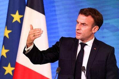 رئیس جمهور فرانسه استعفا می‌دهد؟