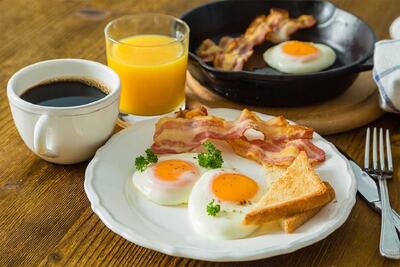 12 پیشنهاد صبحانه برای افراد با چربی خون بالا + طرز تهیه