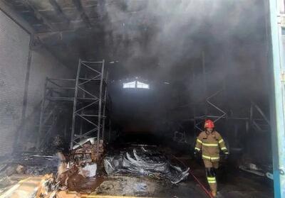 آتش‌سوزی در کارگاه تولید شانه‌های تخم مرغ بدون تلفات مهار شد