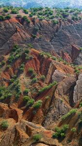 فیلم حیرت انگیز از کوه های رنگی در لرستان