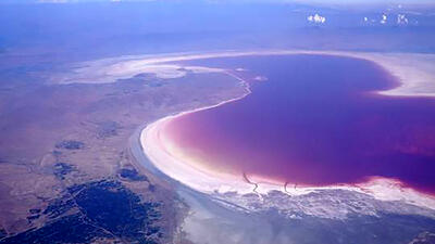 رئیس سازمان محیط زیست: «فعلا» سطح تراز دریاچه ارومیه نسبت به سال 1400 بهتر است