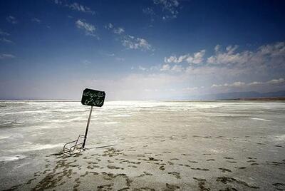 رئیس سازمان محیط زیست: ادعای کاهش تراز دریاچه ارومیه کذب است