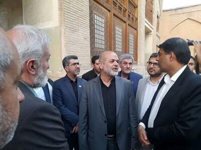 وزیر کشور دستور آزادسازی ساختمان مخابرات از کنار دیوانخانه وکیل شیراز را صادر کرد