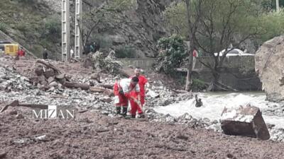 آخرین خبر‌ها درباره سیلاب در جاده چالوس/ ۳ نفر مفقود شدند