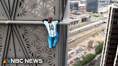 دردسرهای مرد عنکبوتی برای آتش‌نشانان آرژانتینی  تعقیب و گریز در طبقه بیست و هشتم (فیلم)
