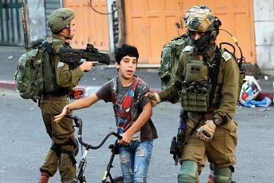 اسارت ۶۴۰ کودک فلسطینی در کرانه باختری/ بازداشت کودک هفت ساله