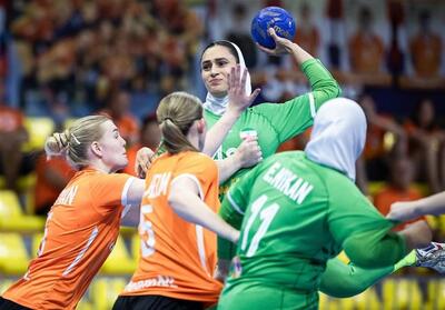 شکست هندبال جوانان دختر ایران مقابل هلند - تسنیم
