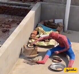 خلاقیت خنده دار یک شاطر عنکبوتی با  پخت نان در پشتبام خانه اش  +عکس/ هنر نزد ایرانیان است و بس😂