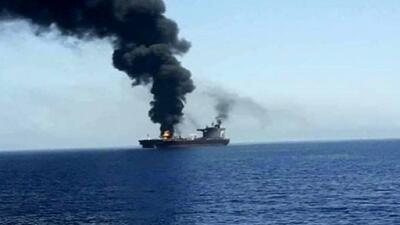 لحظۀ حملۀ انصارالله یمن به کشتی مرتبط با رژیم صهیونیستی+ فیلم