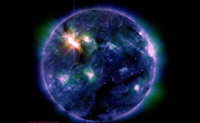 خورشید در آستانه یک رویداد مهم | معکوس شدن میدان مغناطیسی خورشید