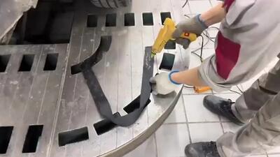 (ویدئو) عملیات بازسازی خودروی تصادفی به روش صافکار ماهر چینی