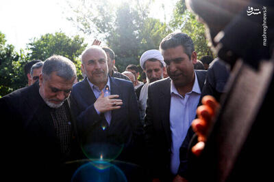 عکس/ حضور قالیباف در گلزار شهدای قزوین