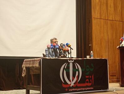 به شهید رئیسی می‌گفتند چرا مدیران دولت روحانی هنوز در دولت حضور دارند