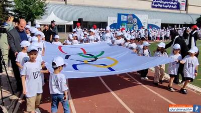 رژه حمل مشعل و پرچم المپیک در حاشیه مراسم روز جهانی المپیک - پارس فوتبال | خبرگزاری فوتبال ایران | ParsFootball