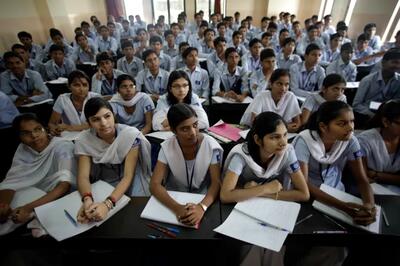 آینده میلیون ها دانش‌آموز هندی در معرض خطر: امتحانات نخبگان هند تحت تأثیر «فساد و کلاهبرداری»/ گزارش الجزیره | خبرگزاری بین المللی شفقنا