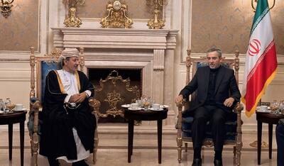 نماینده ویژه سلطنت عمان با باقری دیدار کرد