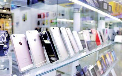 روند نزولی واردات تلفن همراه به کشور/بازار موبایل بی مشتری شد؟