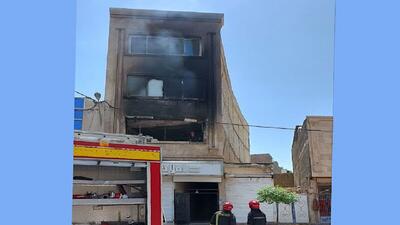 نجات سه نفر از آتش سوزی ساختمانی ۶ واحدی در مشهد