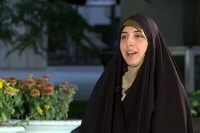 دختر علیرضا زاکانی: مادرم همسر شهید نیست و همسر اول پدرم است