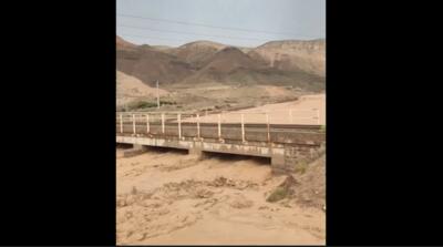 سیل وحشتناک در پل راه آهن تبریز به تهران (فیلم)