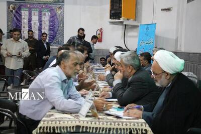 مسئولان قضایی استان سمنان به مشکلات حقوقی و قضایی نمازگزاران مسجد الزهرا (س) رسیدگی کردند