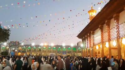 گوشه‌هایی از حال و هوای حرم مطهر شاهچراغ (ع) در روز عید غدیر + فیلم