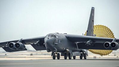 بمب‌افکن B-52H استراتوفورترس در نمایی متفاوت! (فیلم)