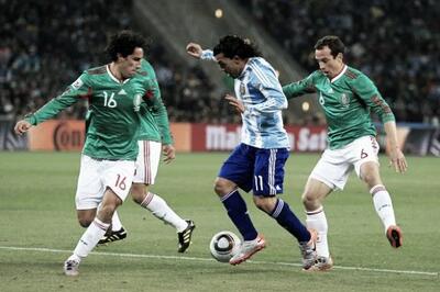 صعود آرژانتین به یک چهارم نهایی جام جهانی با برتری 3-1 مقابل مکزیک (27 ژوئن، 2010) - پارس فوتبال | خبرگزاری فوتبال ایران | ParsFootball