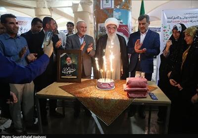 برپایی جشن بلوغ سیاسی رأی ‌اولی‌های بوشهری + فیلم - تسنیم