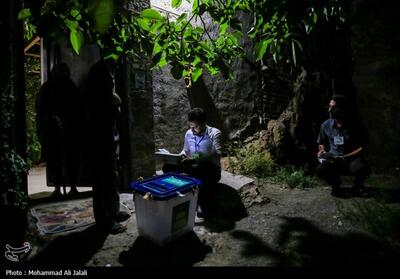 صندوق سیار رای در روستای فردو - قم- عکس صفحه استان تسنیم | Tasnim