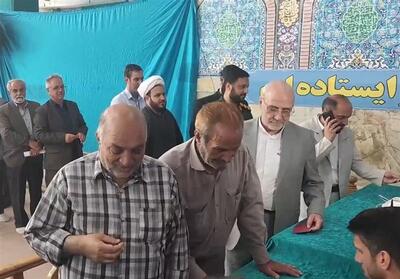 حضور پرشور مردم شاهین شهر اصفهان پای صندوق های رای- فیلم فیلم استان تسنیم | Tasnim