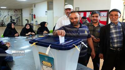 مشارکت در انتخابات لازمه ایرانی آزاد،‌ آباد و سربلند است