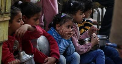 مسموم شدن کودکان فلسطینی بر اثر خوردن برگ درختان