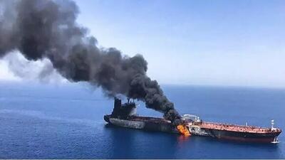 لحظه حمله شهپادی یمنی‌‍‌ها به کشتی مزاحم | ببینید