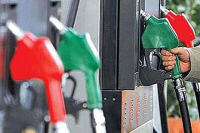 واکنش یک کارشناس به تصمیم بنزینی کاندیداها/ دولت جلیلی می‌خواهد با قیمت بالاتری بنزین را عرضه کند؟ - عصر خبر