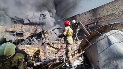 جزئیات آتش سوزی کارگاه کفش در تهران