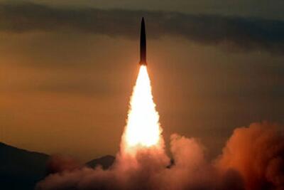 آزمایش موشک خاص در کره شمالی/ عرض اندام پیونگ‌یانگ با موشک بالستیک تاکتیکی