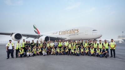 پشت صحنه پروژه بازسازی هواپیمای ایرباس ای ۳۸۰ امارات - کاماپرس