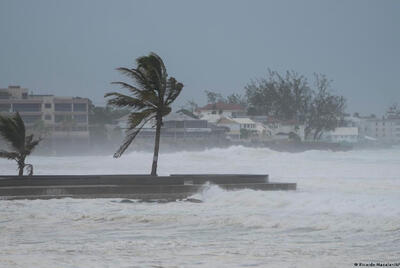 طوفان ویرانگر «بریل» در جزایر کارائیب+ فیلم