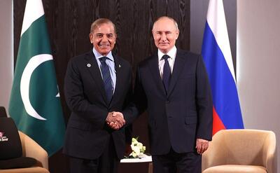 دیدار و گفت‌وگوی نخست‌وزیر پاکستان و رئیس‌جمهور روسیه در آستانه