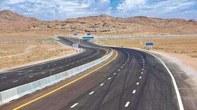از حذف ۱۷۴ نقطه پرتصادف تا بهسازی ۴۲۰۰ کیلومتر جاده فارس طی دولت سیزدهم