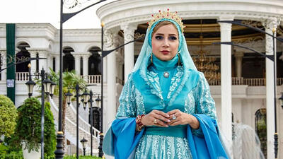 عکس لباس ملکه ای و طلایی شبنم قلی خانی ! / لباس بی نظیر و حسرت برانگیز خانم بازیگر + عکس با