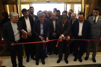 افتتاح یک هتل پنج ستاره با حضور وزیر میراث فرهنگی در شیراز - تسنیم
