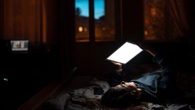 روشنایی نور موبایل و لامپ در شب می‌تواند خطر ابتلا به دیابت ۲ را افزایش دهد