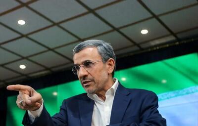 احمدی‌نژاد همزمان با انتخابات به استانبول رفت